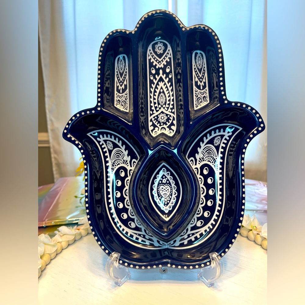 Hamsa hand